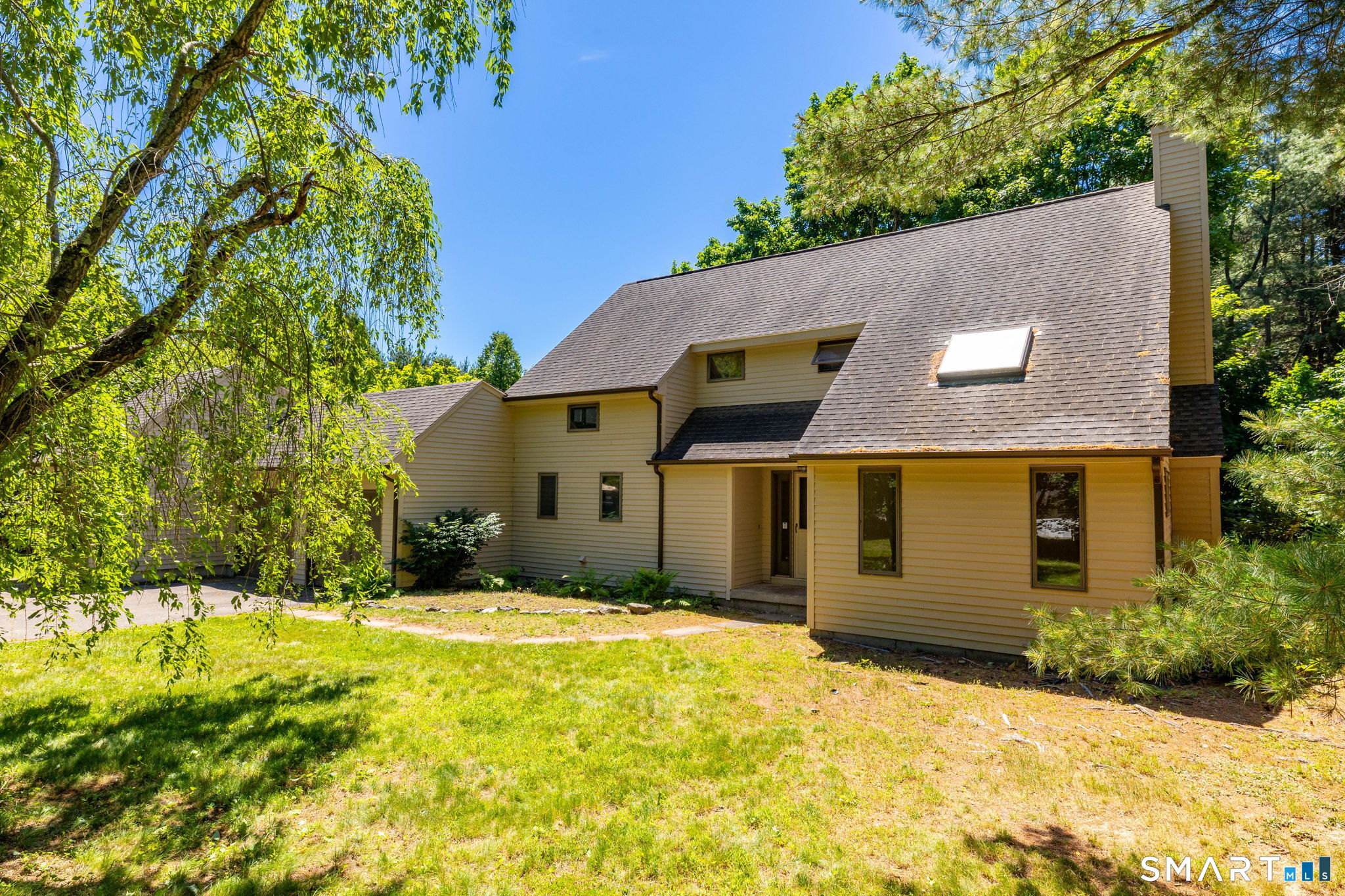 165 Grieb Road Wallingford, CT 06492 - Photo 2 of 40