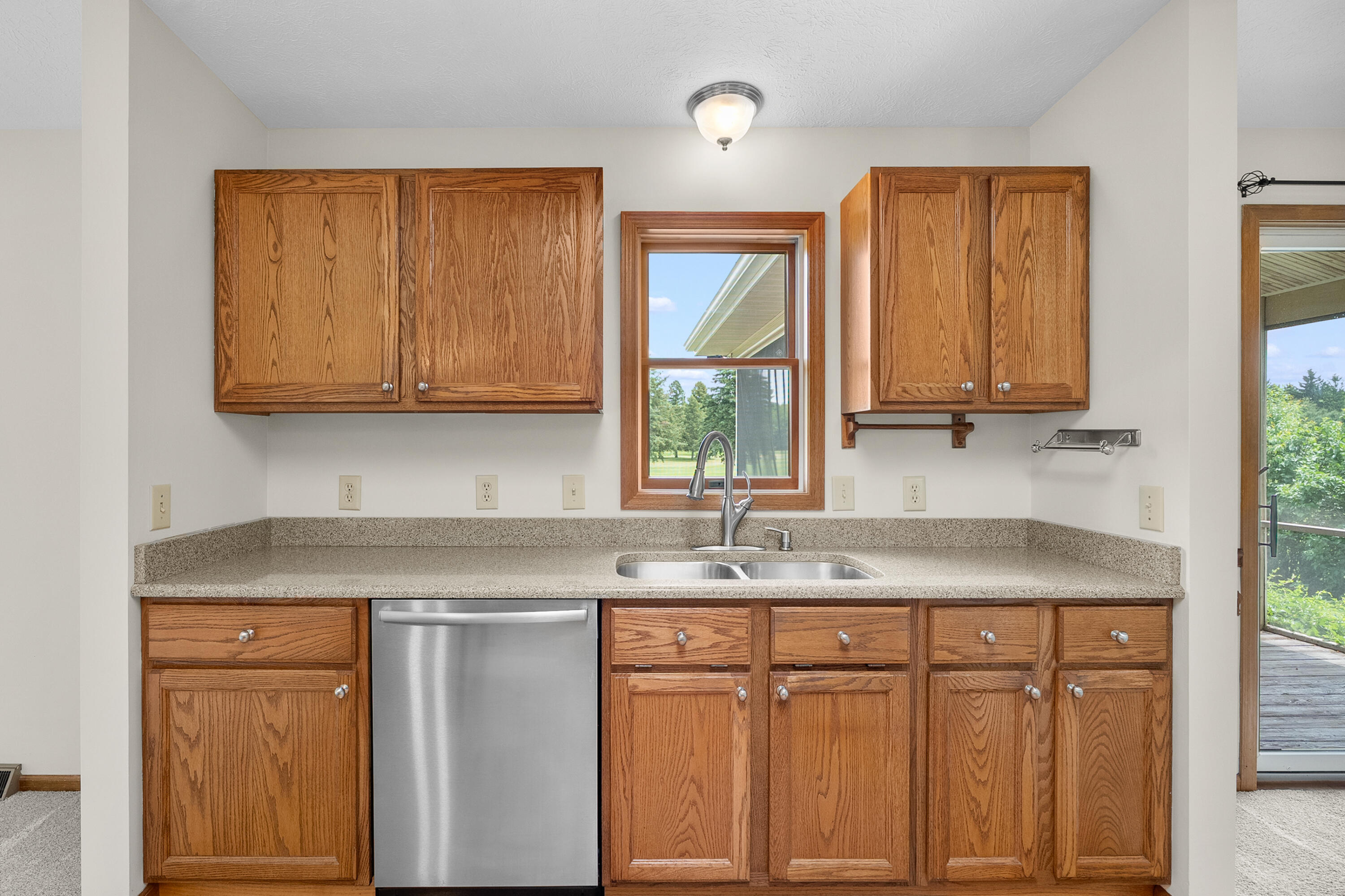 52495 Pulver Road Three Rivers, MI 49093 - Photo 9 of 36 Main Level