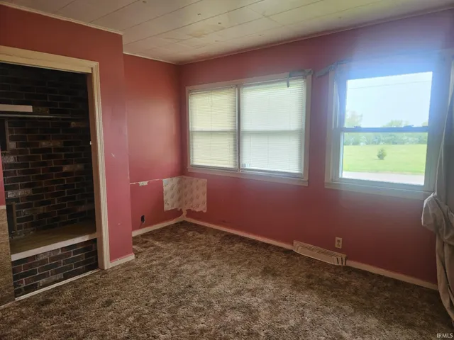 $165,900 | 507 East Viola Avenue, Washington, IN 47501