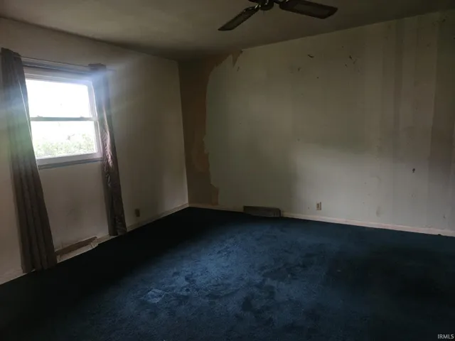 $165,900 | 507 East Viola Avenue, Washington, IN 47501