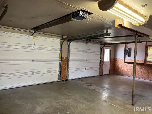 $165,900 | 507 East Viola Avenue, Washington, IN 47501