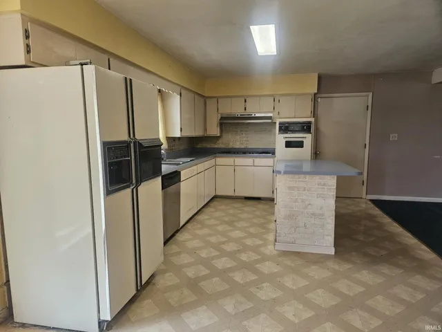 $165,900 | 507 East Viola Avenue, Washington, IN 47501