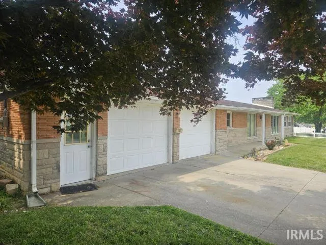 $165,900 | 507 East Viola Avenue, Washington, IN 47501