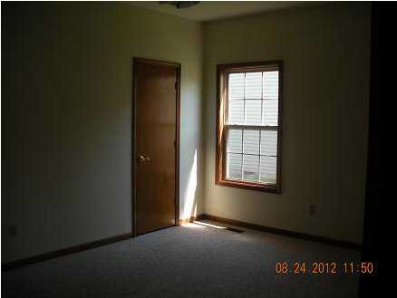 9600 Rabbit Run Drive Newburgh, IN 47630 - Photo 4 of 7