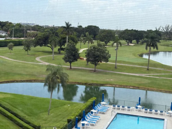 $1,700 | 8900 Washington Street, Unit PH12, Pembroke Pines, FL 33025