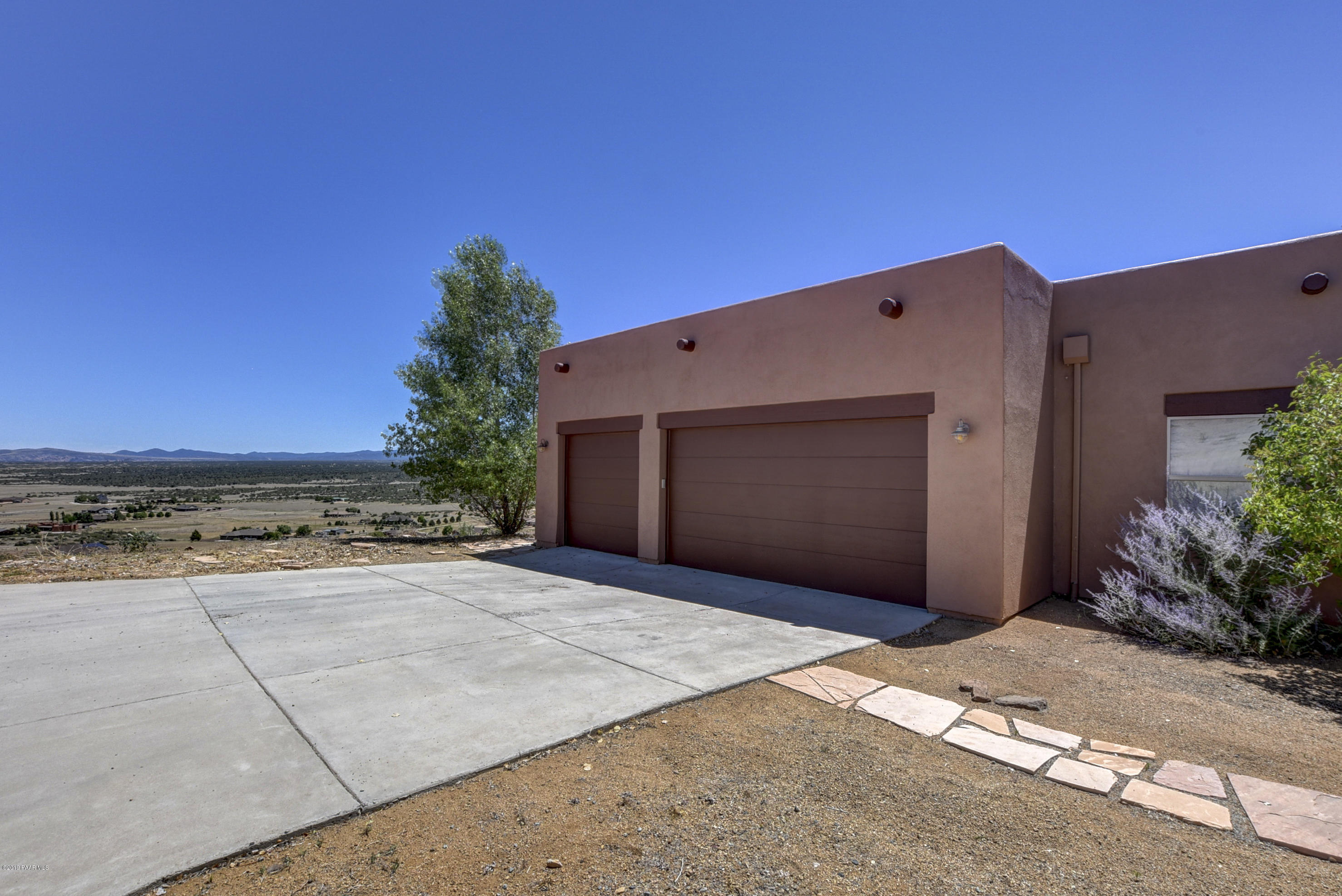 Three Car Garage 1
