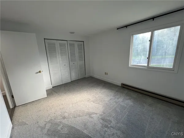 $1,900 | 47 West Utica Street, Oswego, NY 13126