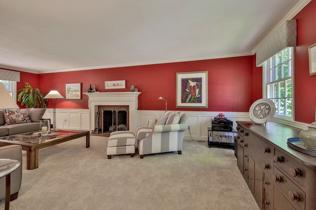 39 Meadowbrook Road Bedford, MA 01730 - Photo 14 of 26 Gallery Image 14