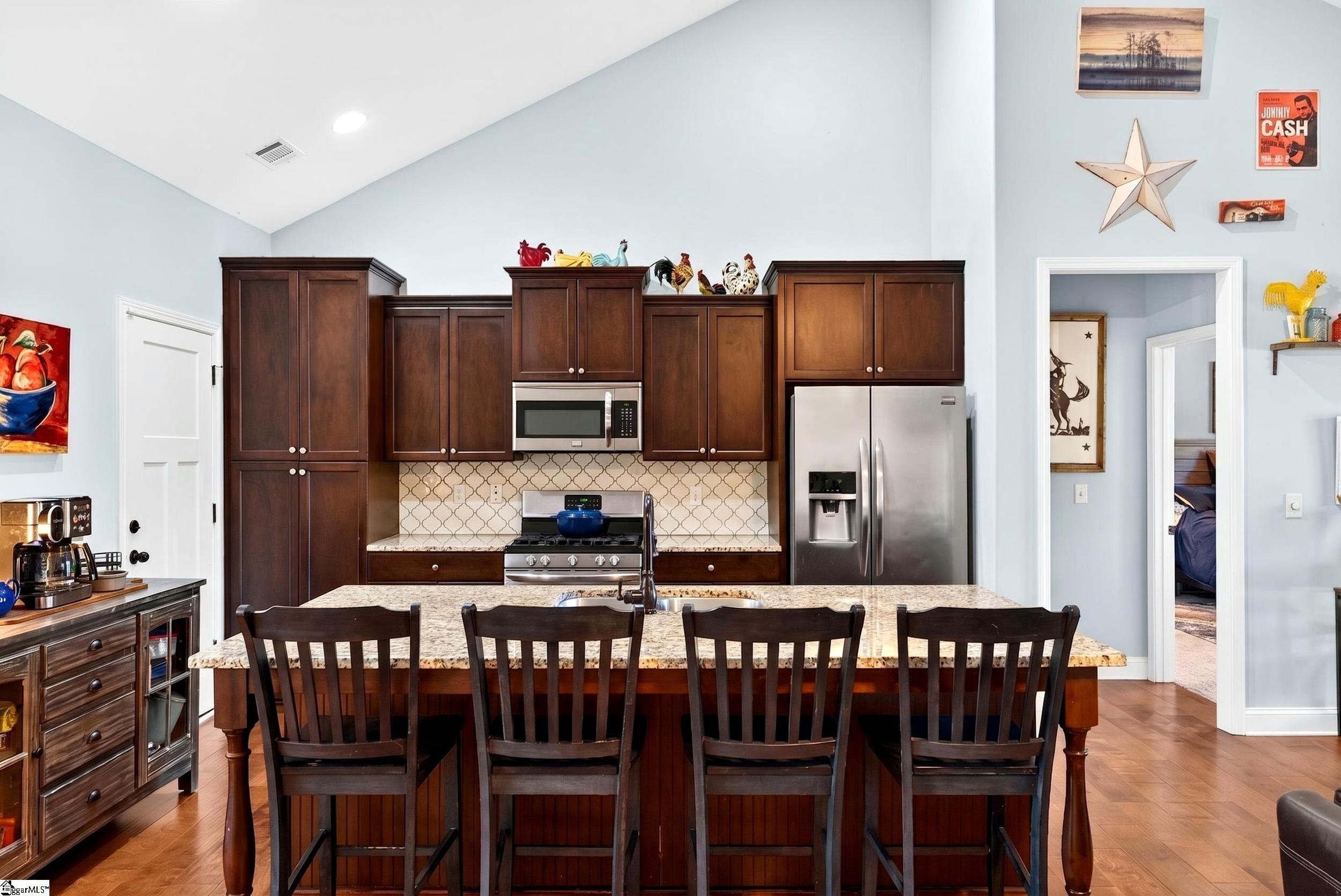 205 Cedar Knl Way Greer, SC 29651 - Photo 16 of 45