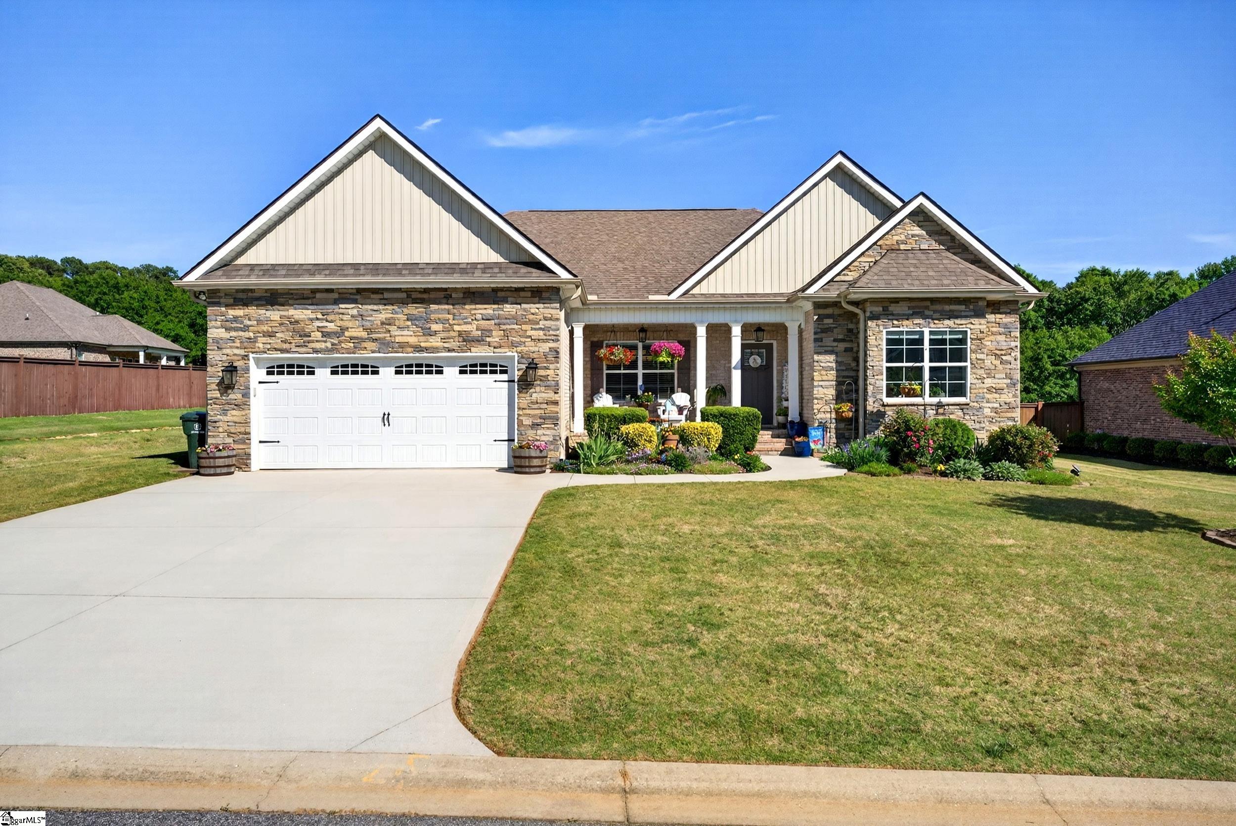 205 Cedar Knl Way Greer, SC 29651 - Photo 2 of 45