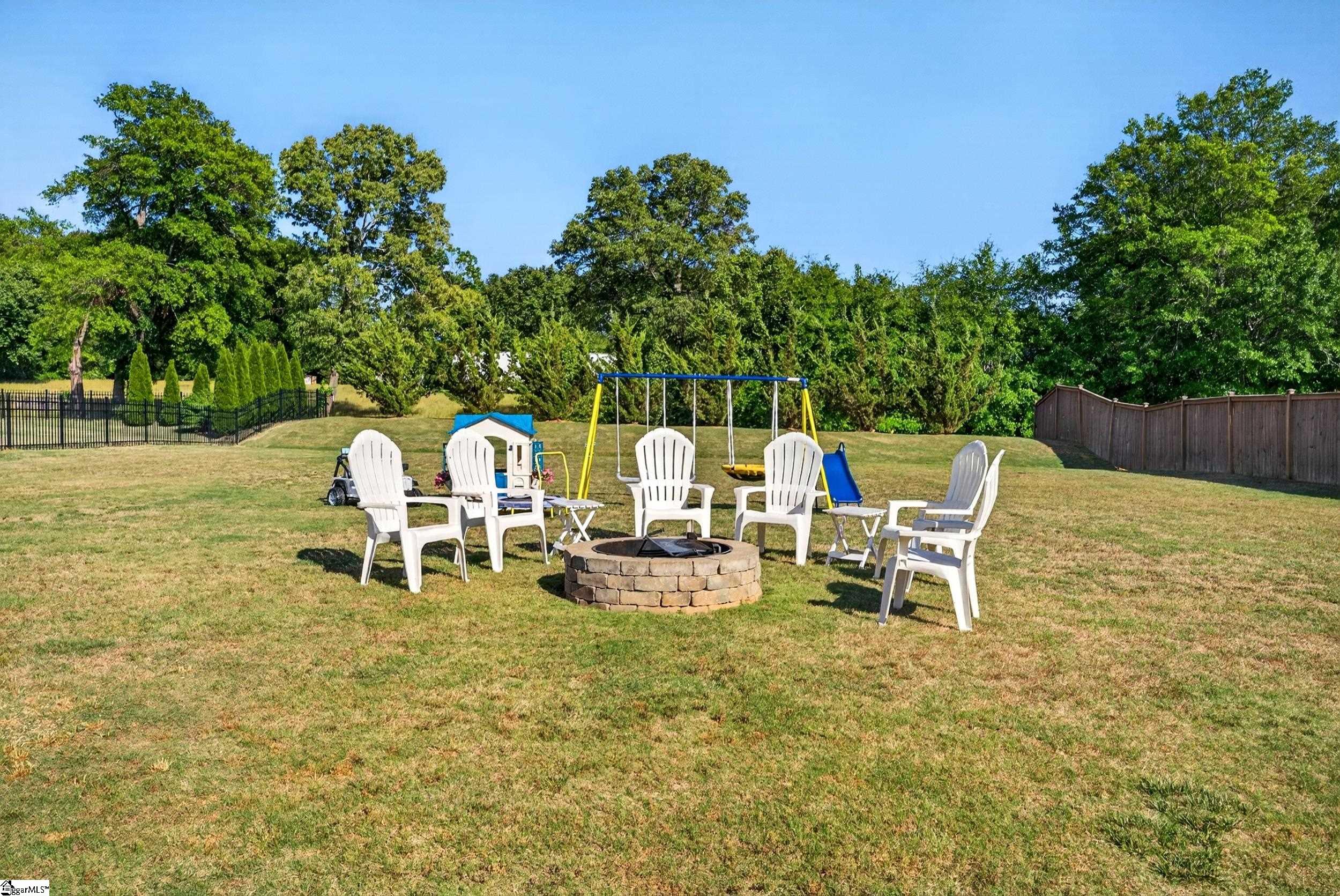 205 Cedar Knl Way Greer, SC 29651 - Photo 40 of 45