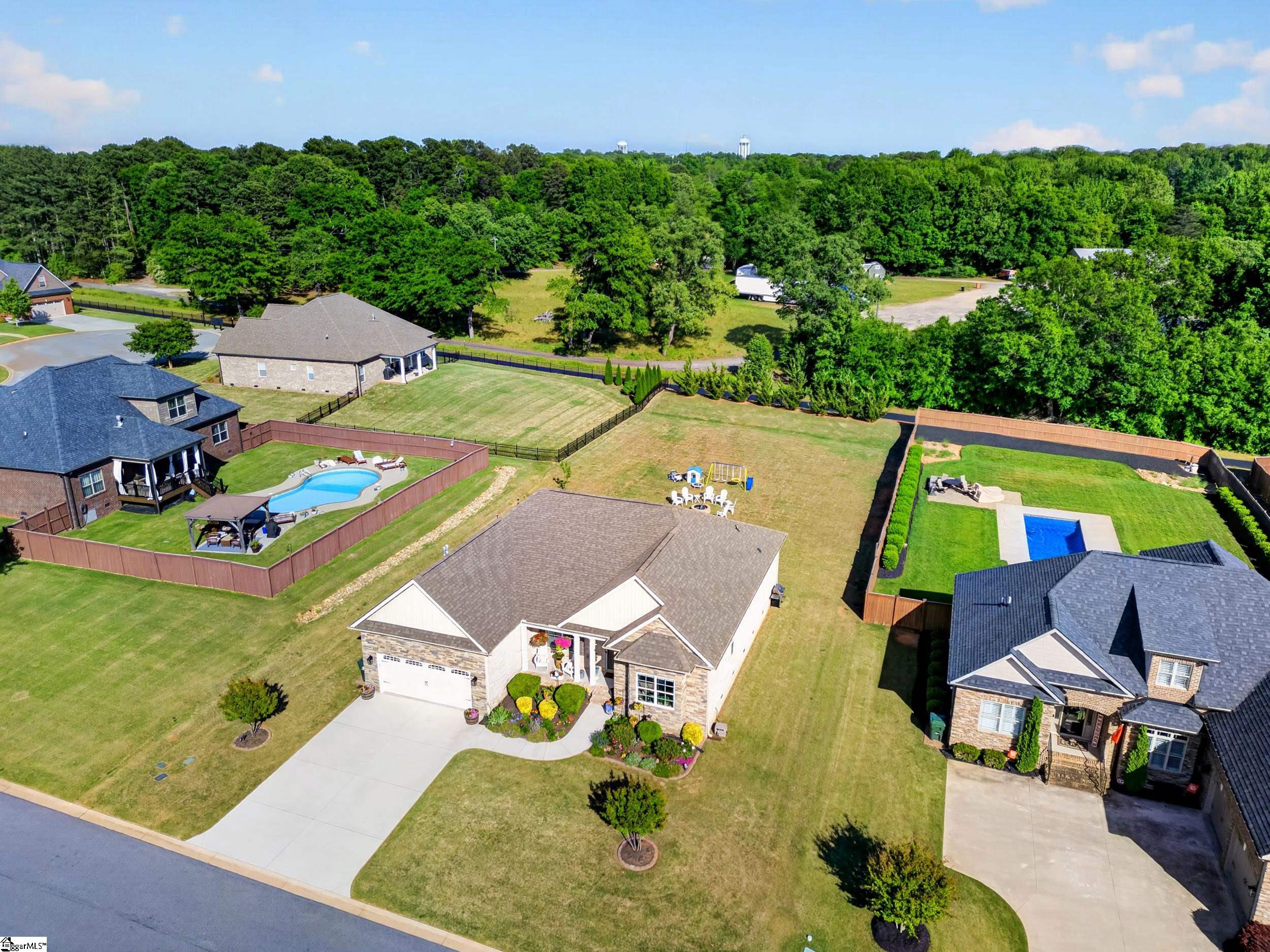 205 Cedar Knl Way Greer, SC 29651 - Photo 41 of 45
