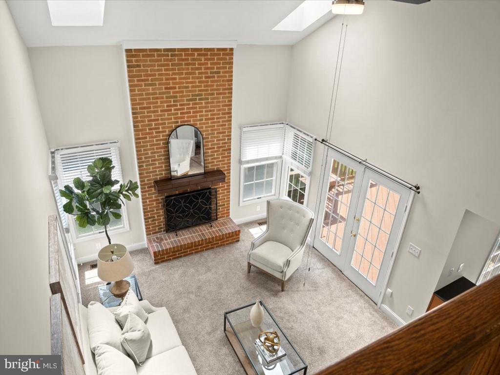 12709 Roark Court Reston, VA 20191 - Photo 14 of 51 Family Room (from above)
