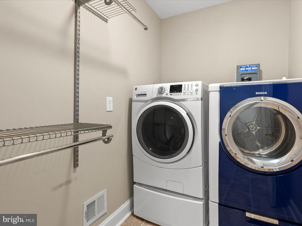 12709 Roark Court Reston, VA 20191 - Photo 23 of 51 Main Level Laundry