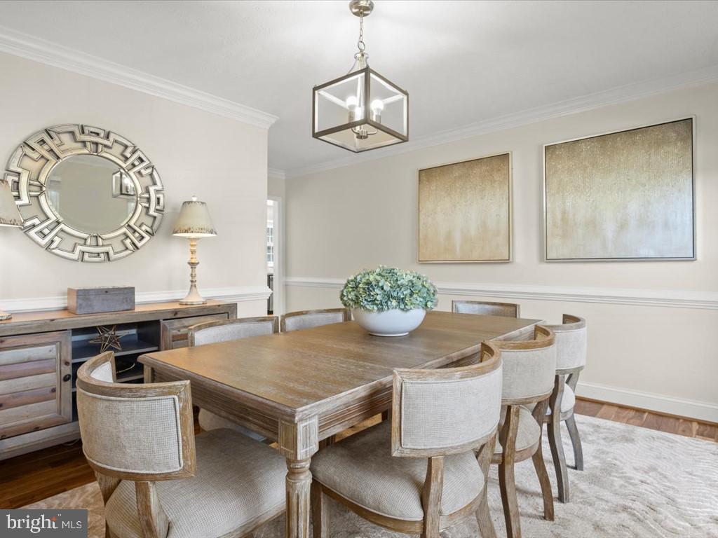 12709 Roark Court Reston, VA 20191 - Photo 24 of 51 Dining Room