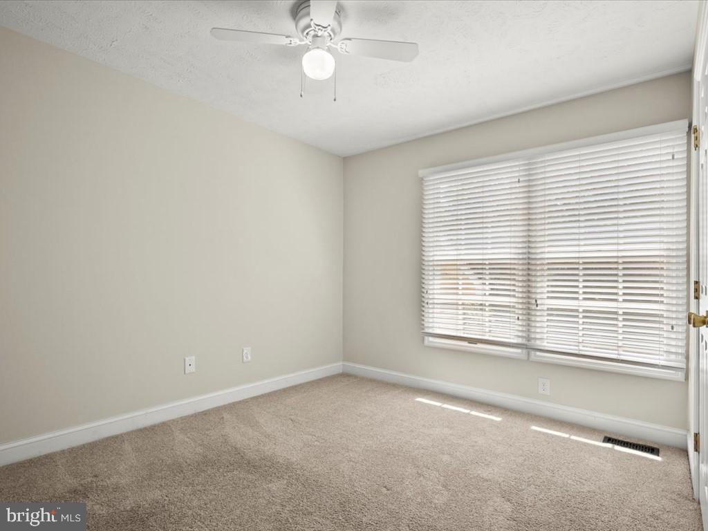 12709 Roark Court Reston, VA 20191 - Photo 31 of 51 Bedroom 2