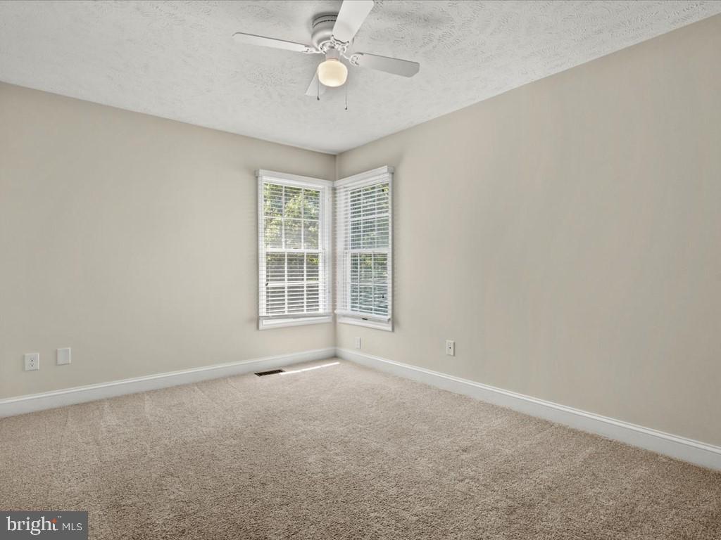 12709 Roark Court Reston, VA 20191 - Photo 34 of 51 Bedroom 3