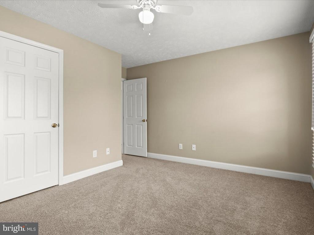 12709 Roark Court Reston, VA 20191 - Photo 35 of 51 Bedroom 4