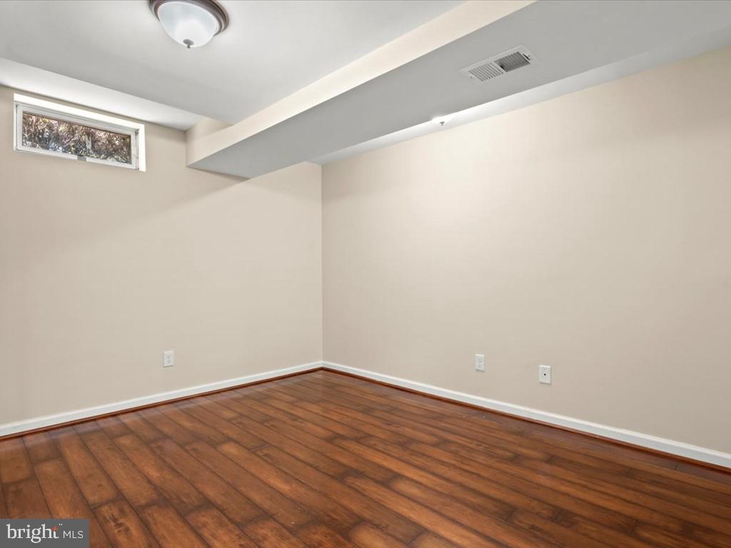 12709 Roark Court Reston, VA 20191 - Photo 42 of 51 Basement extra room 2