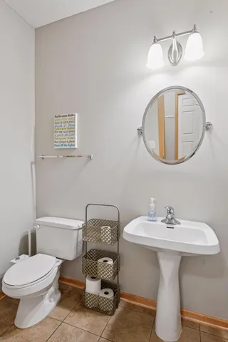 $325,000 | 11343 Stratton Avenue, Unit 218, Eden Prairie, MN 55344