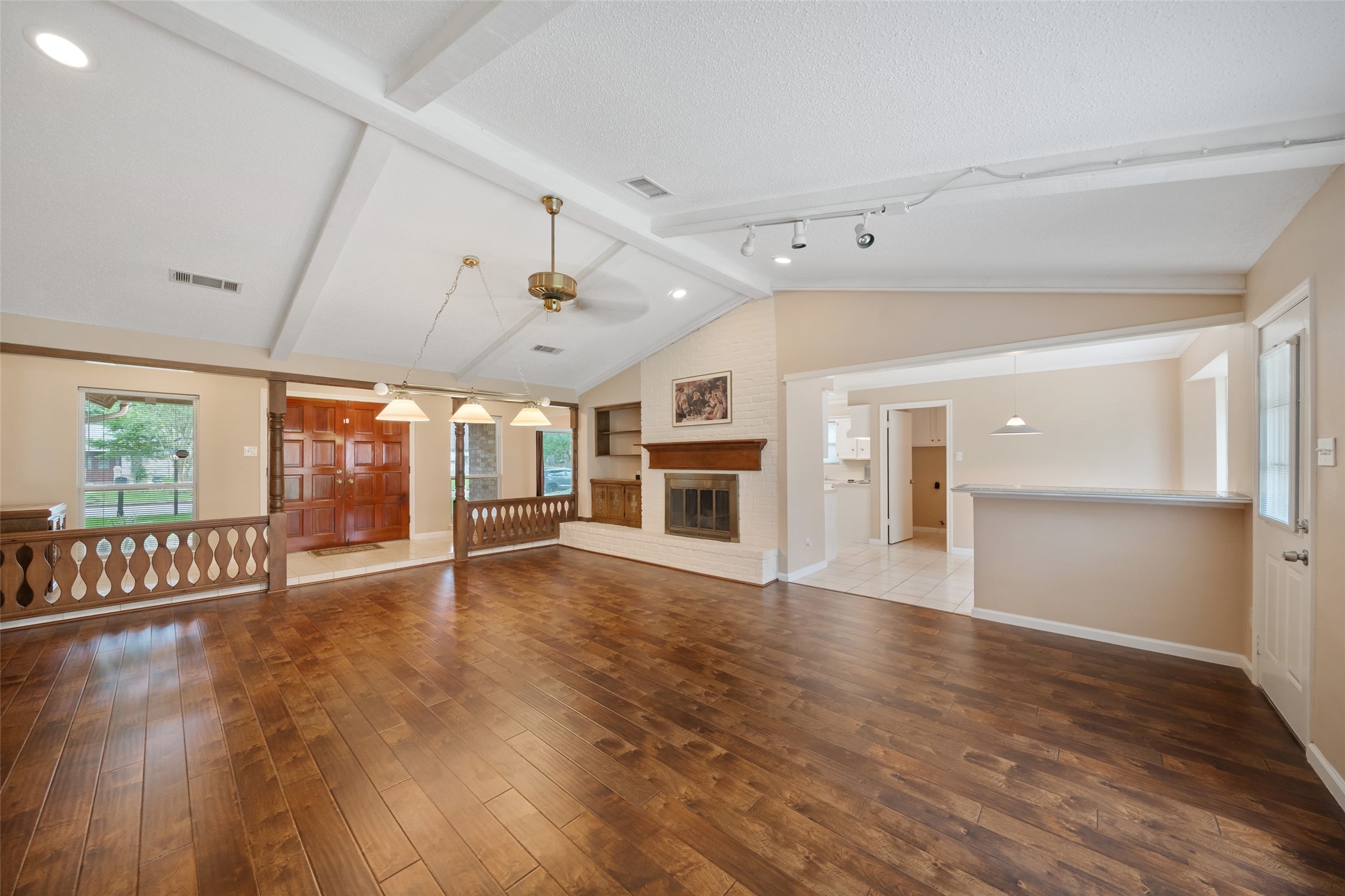 706 Enchanted River Drive Spring, TX 77388 - Photo 3 of 32