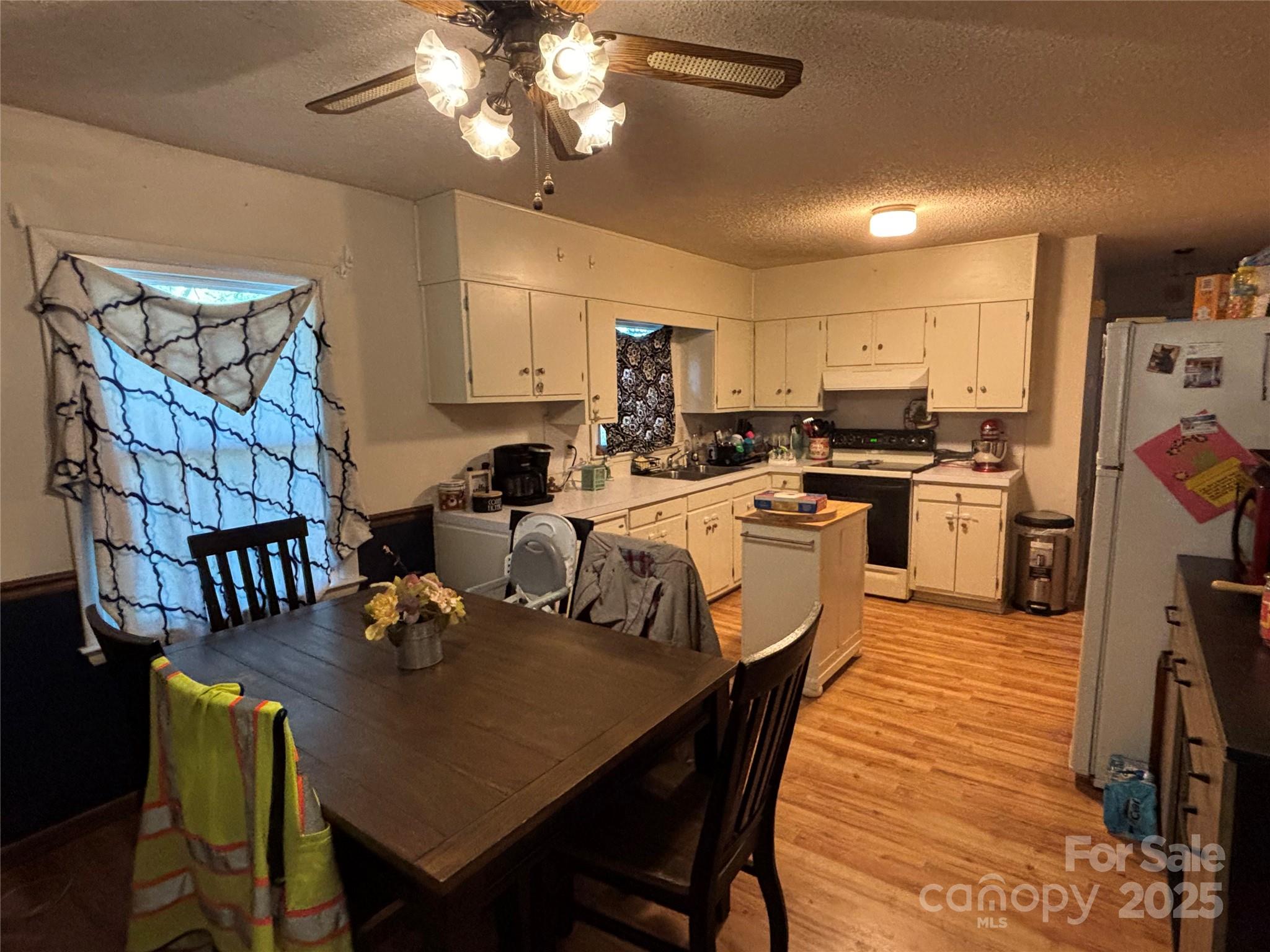 22 Heritage View Road Hickory, NC 28601 - Photo 5 of 17 Gallery Image 5