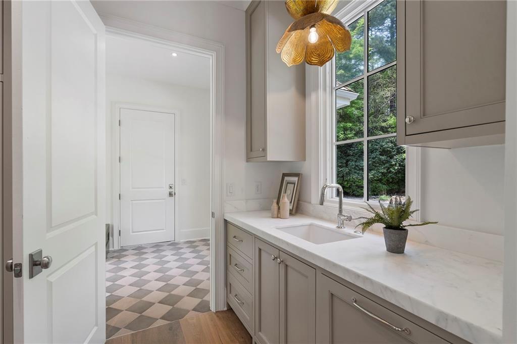 3835 Paces Ferry Road Northwest Atlanta, GA 30327 - Photo 19 of 82