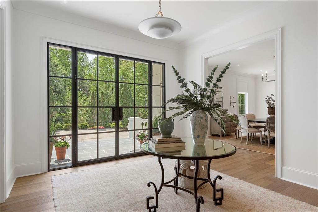 3835 Paces Ferry Road Northwest Atlanta, GA 30327 - Photo 2 of 82