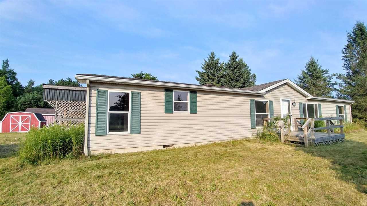 10895 Hibma Road Tustin, MI 49688 - Photo 1 of 21 1865019.JPG