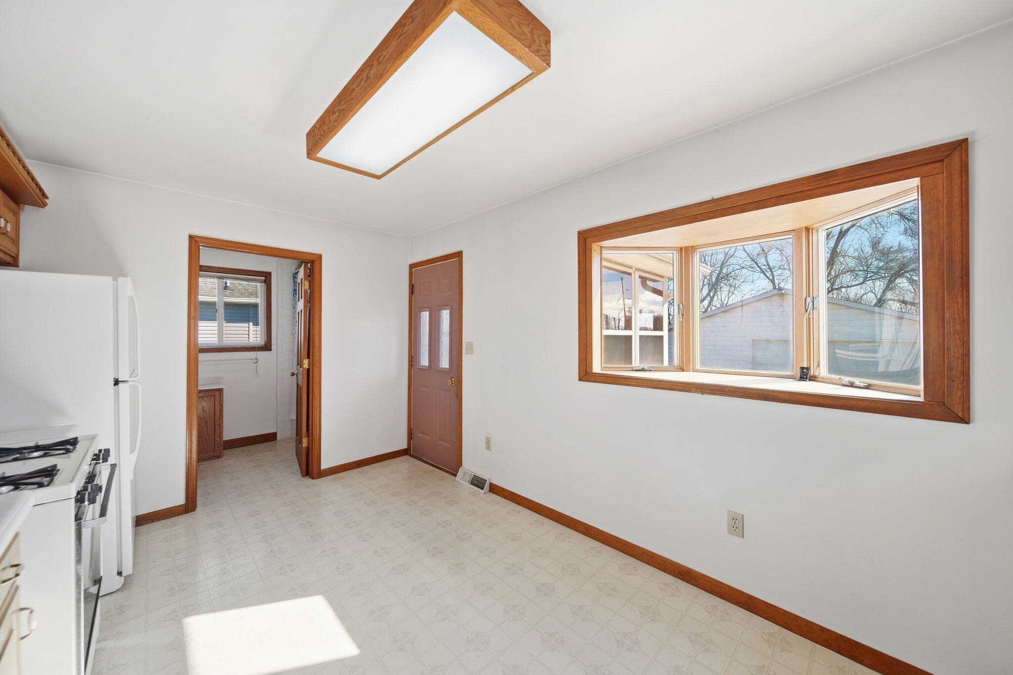 409 Bates Street Jackson, MI 49202 - Photo 16 of 45 16