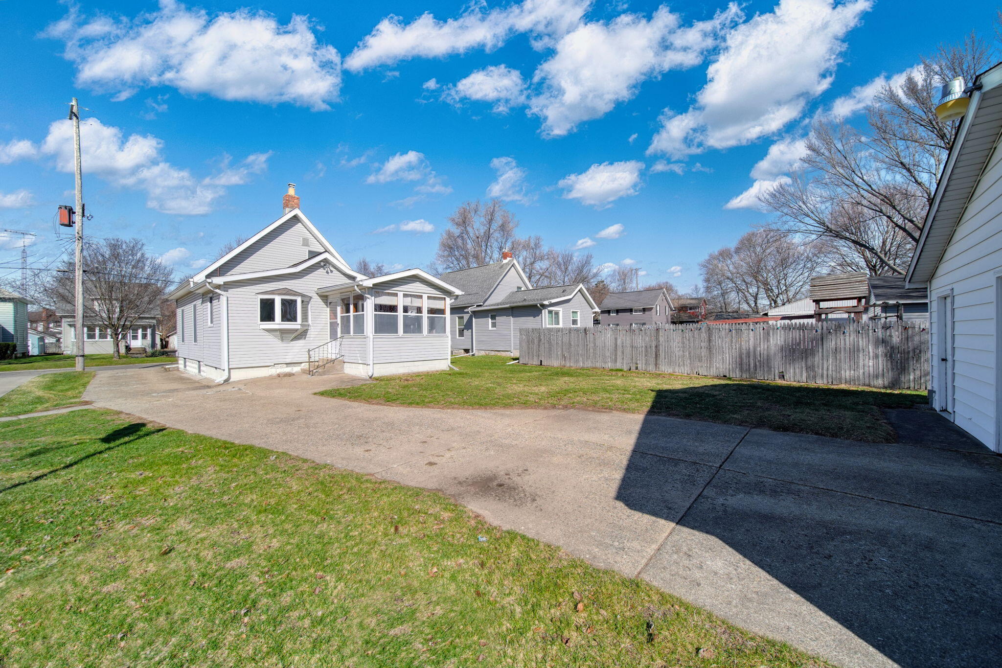 409 Bates Street Jackson, MI 49202 - Photo 33 of 45 33