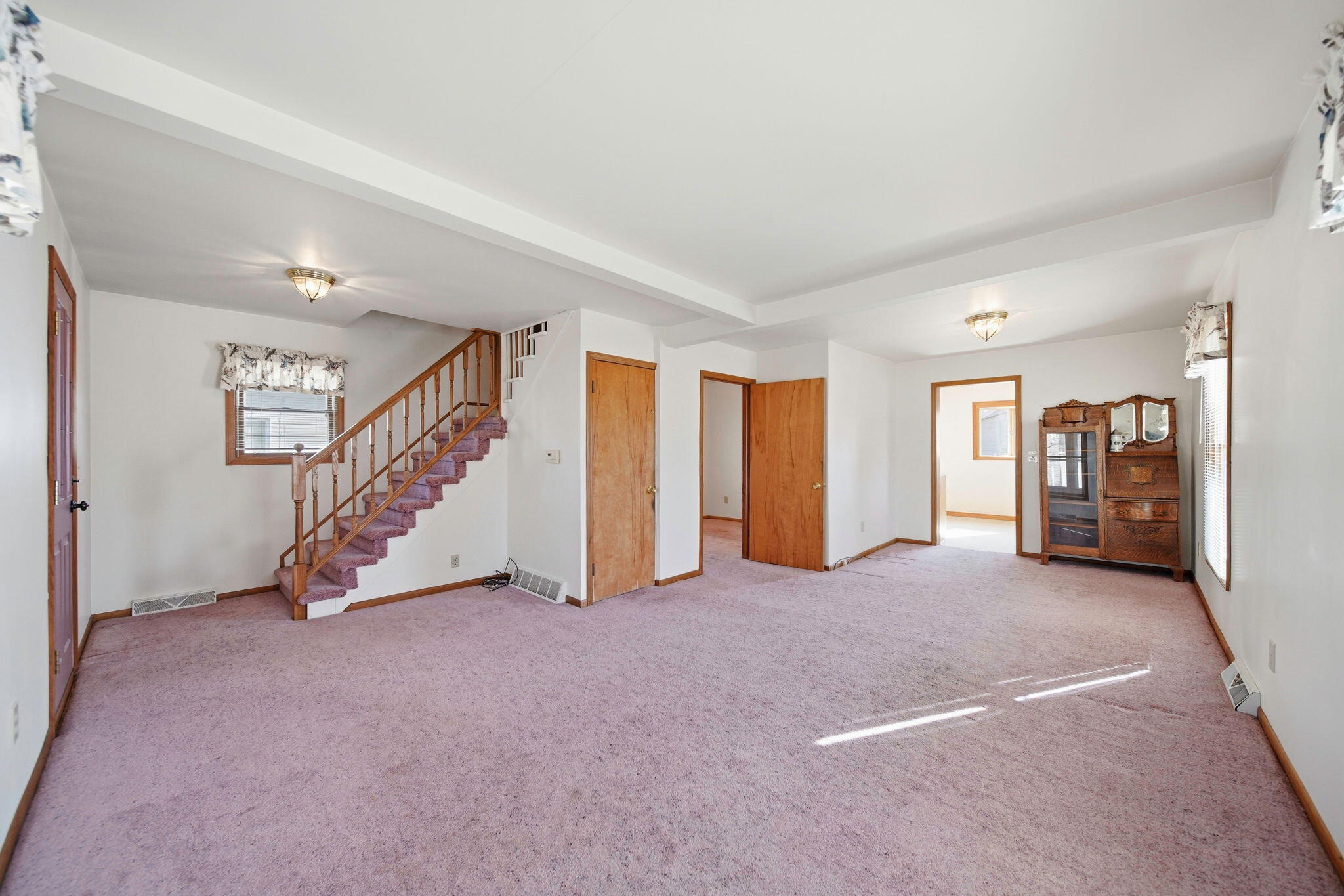 409 Bates Street Jackson, MI 49202 - Photo 9 of 45 9