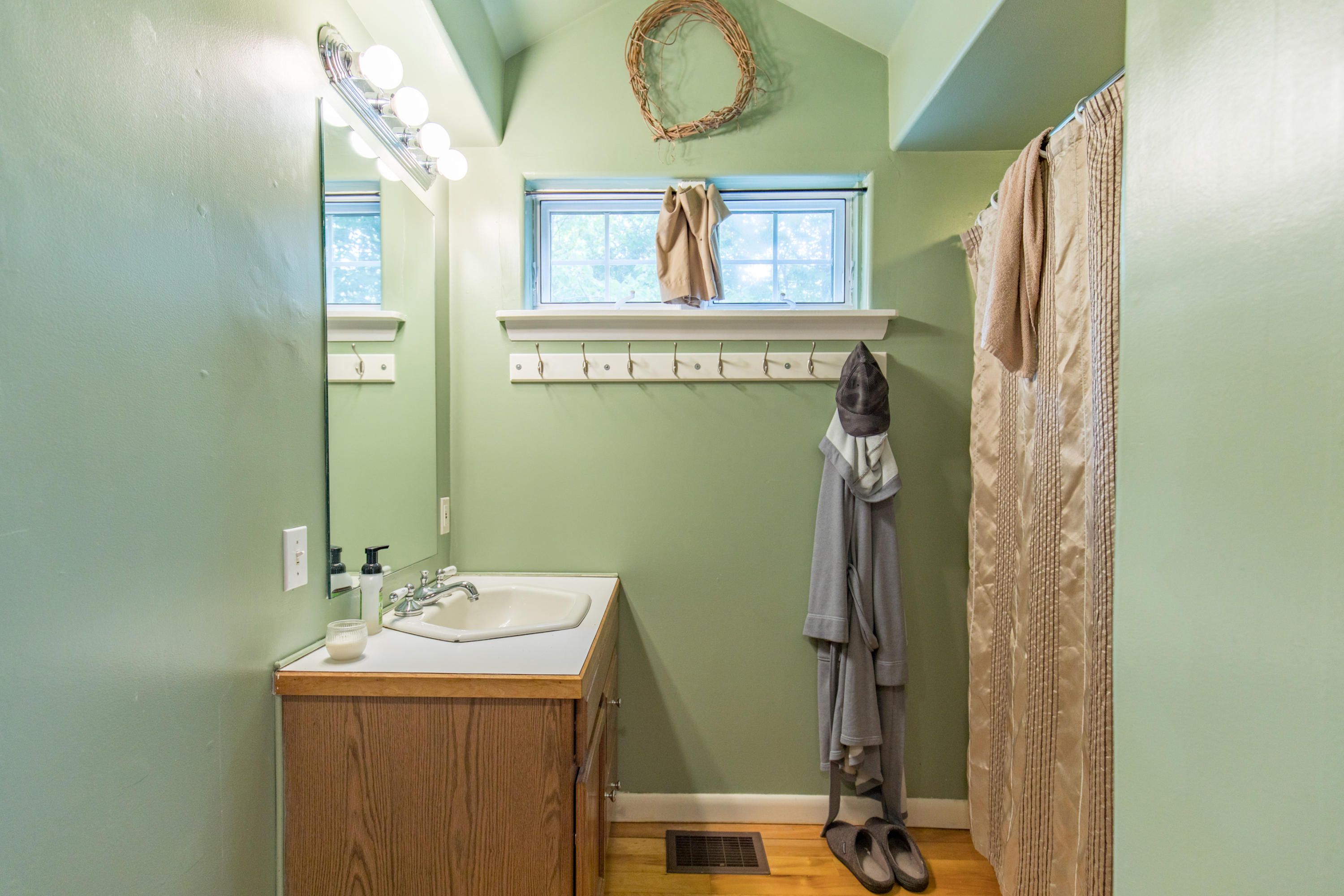 8 Samuels Way Gorham, ME 04038 - Photo 23 of 36 8_Samuels-24