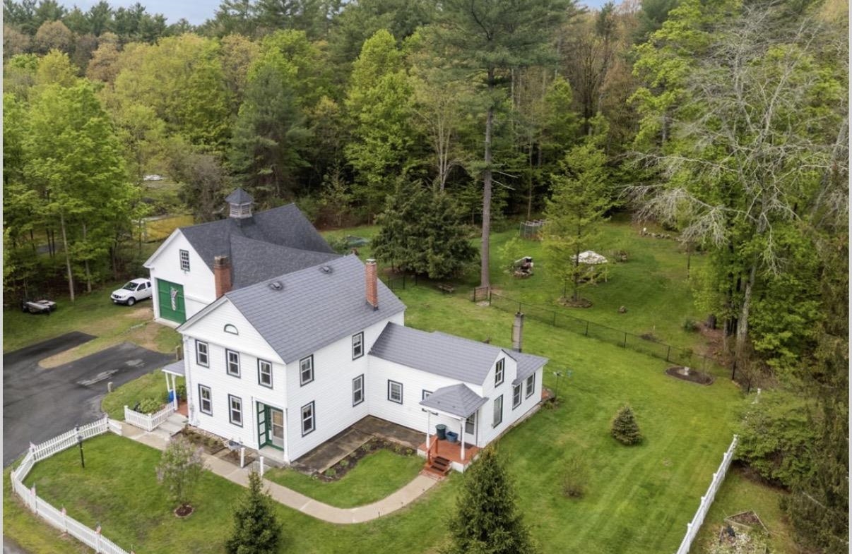 6 Mammoth Road Windham, NH 03087 - Photo 1 of 40 Gallery Image 1