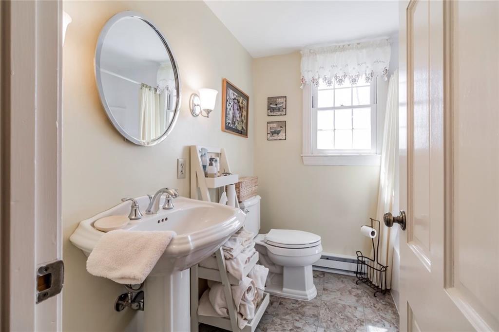 13 Pine Ridge Road Saco, ME 04072 - Photo 25 of 35 Upstairs full bath