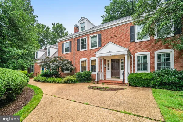 $3,200 | 4801 31st Street South, Unit B2, Arlington, VA 22206