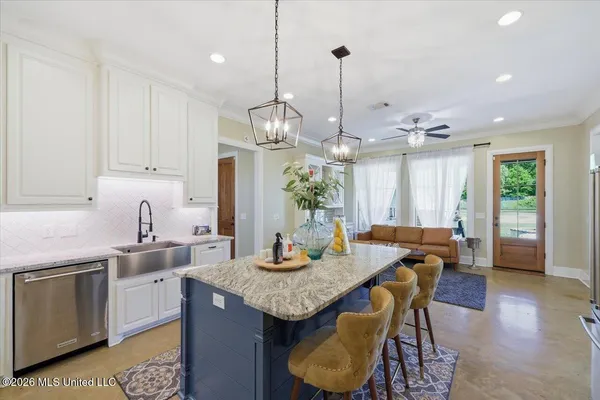 $620,000 | 180 Crossview Place, Brandon, MS 39047