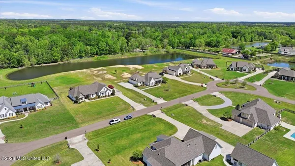 $620,000 | 180 Crossview Place, Brandon, MS 39047