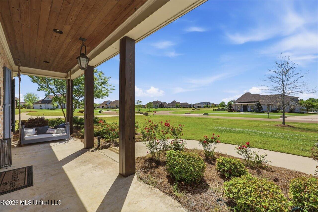 180 Crossview Place Brandon, MS 39047 - Photo 7 of 73 07-180 Crossview Pl _ Home Tours MS