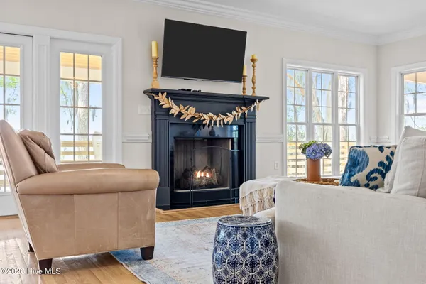 $1,500,000 | 127 Riverview Drive, Washington, NC 27889