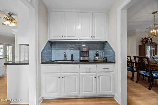 $1,500,000 | 127 Riverview Drive, Washington, NC 27889