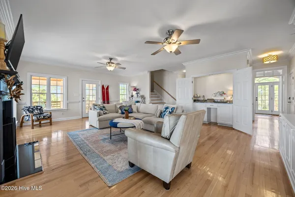 $1,500,000 | 127 Riverview Drive, Washington, NC 27889