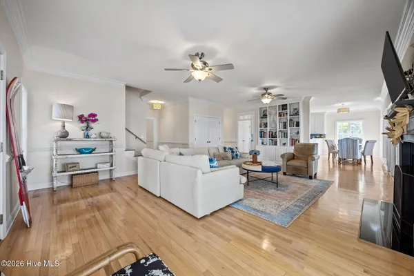$1,500,000 | 127 Riverview Drive, Washington, NC 27889