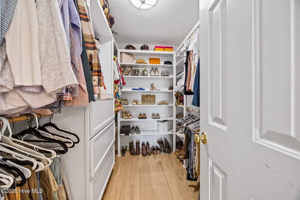 $1,500,000 | 127 Riverview Drive, Washington, NC 27889