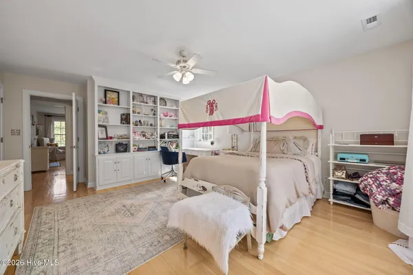 $1,500,000 | 127 Riverview Drive, Washington, NC 27889