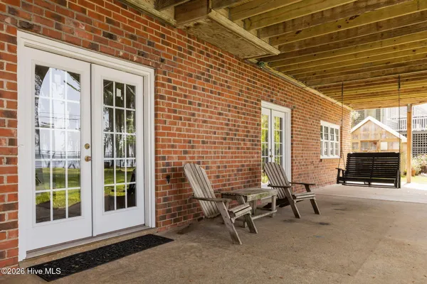 $1,500,000 | 127 Riverview Drive, Washington, NC 27889
