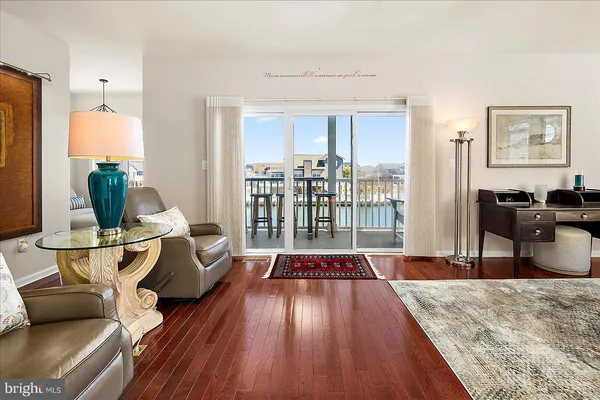 $1,199,990 | 39078 Beacon Drive, Unit 18, Fenwick Island, DE 19944