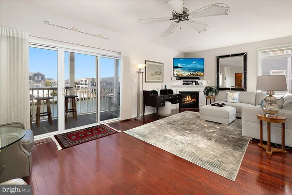 $1,199,990 | 39078 Beacon Drive, Unit 18, Fenwick Island, DE 19944
