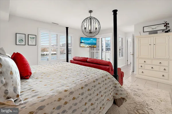 $1,199,990 | 39078 Beacon Drive, Unit 18, Fenwick Island, DE 19944