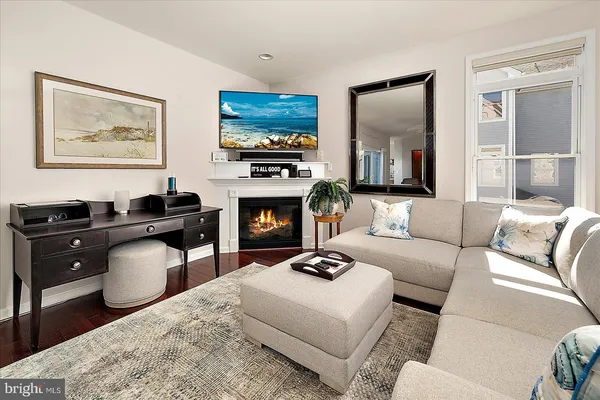 $1,199,990 | 39078 Beacon Drive, Unit 18, Fenwick Island, DE 19944